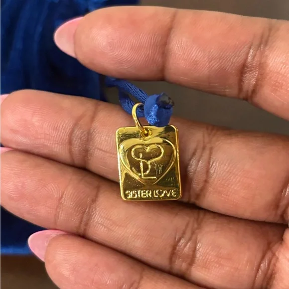 π Sister Love Frosted Diamond Life - Large Earrings π - Picture 6 of 7